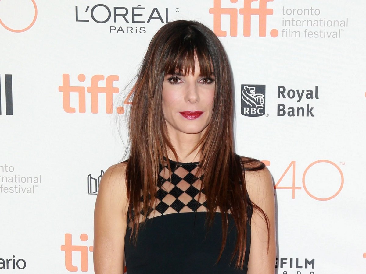 Sandra Bullock : cheminée, plantes géantes… Découvrez son impressionnante maison en plein Manhattan (Photos)