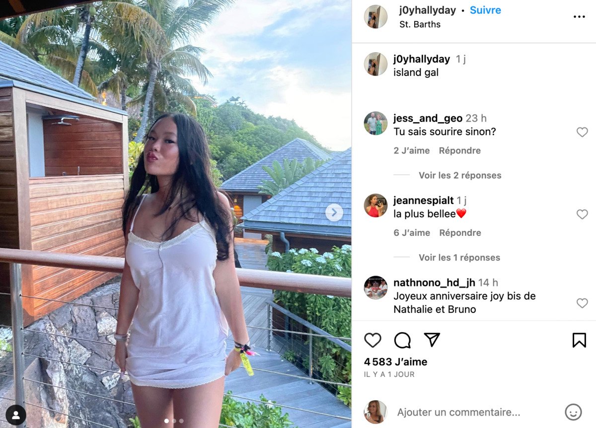 PHOTOS. Joy Hallyday en solo à Saint-Barth pour ses 15 ans : ce clin d’œil touchant de sa mère Laeticia