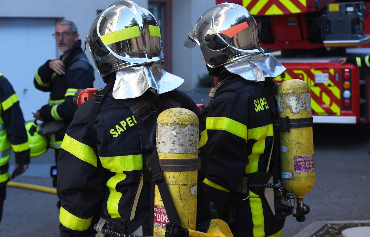 Pyrénées-Atlantiques : Un silo en feu près de Pau en raison des fortes chaleurs