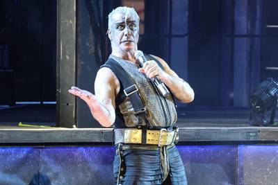 Fin de l’enquête contre le chanteur de Rammstein, accusé d’agressions sexuelles