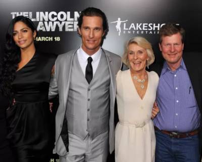 L’épouse de Matthew McConaughey évoque les tensions avec sa belle-mère: “J’ai pété les plombs”