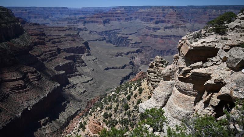 États-Unis: un adolescent de 13 ans survit à une chute de 30 mètres dans le Grand Canyon
