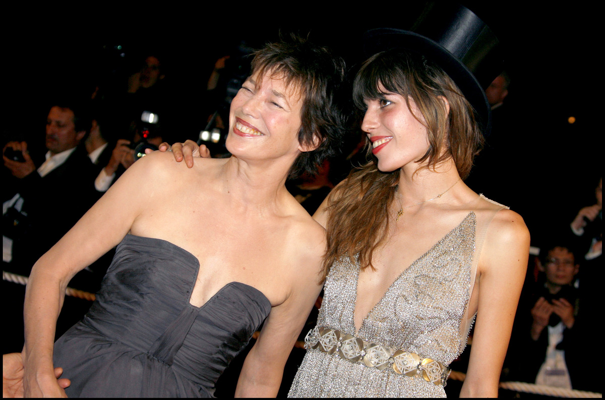 Jane Birkin : sa fille Lou Doillon partage un cliché bouleversant un mois après sa mort