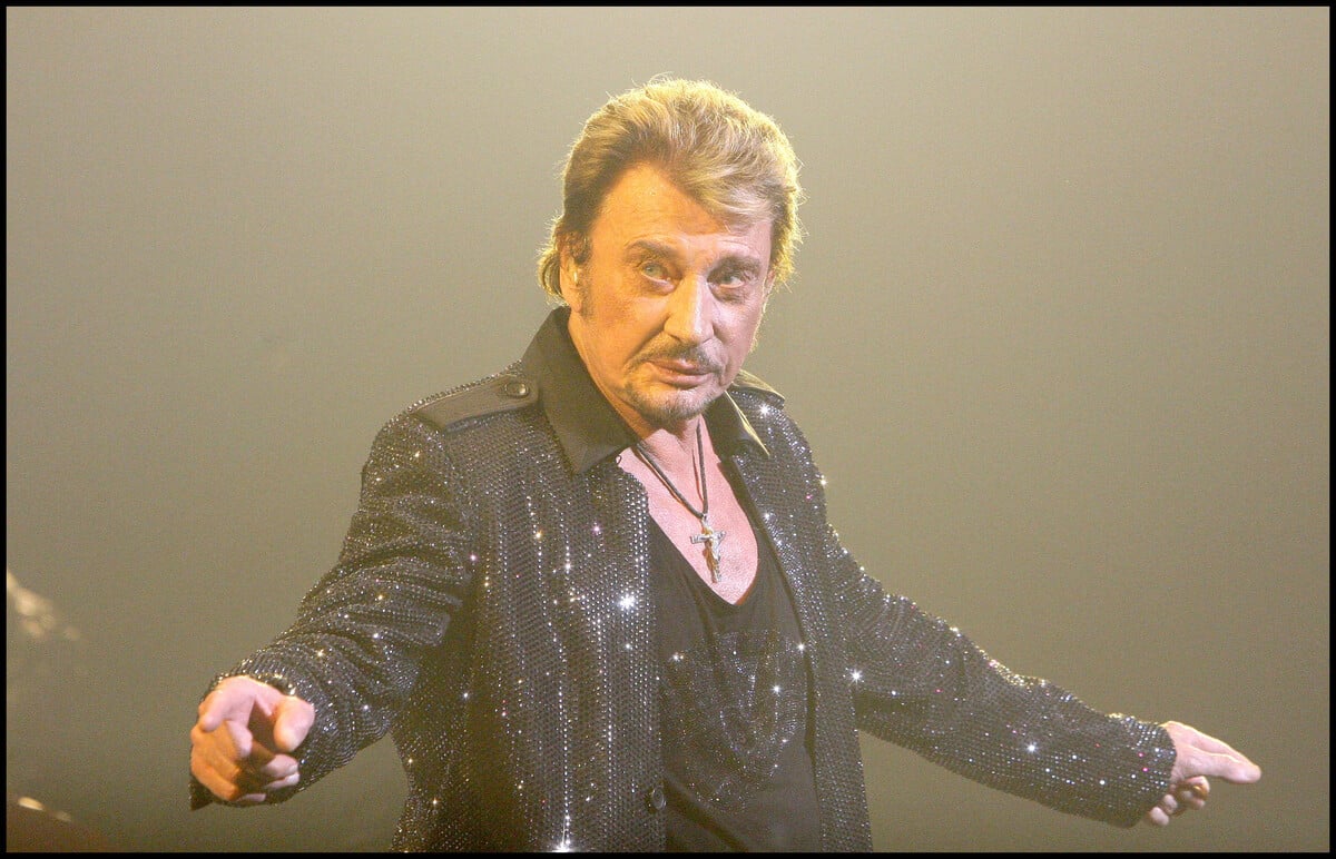 « Le prix que je paye aujourd’hui » : ces très lourds sacrifices de l’ex-chauffeur de Johnny Hallyday pour la star