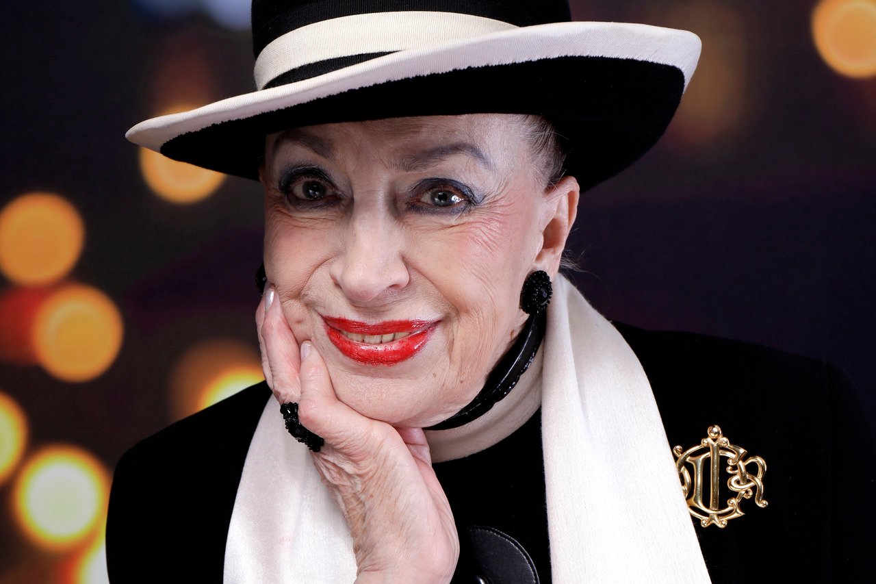 Obsèques de Geneviève de Fontenay : sa tenue pour le grand voyage révélée… et c’est une surprise !