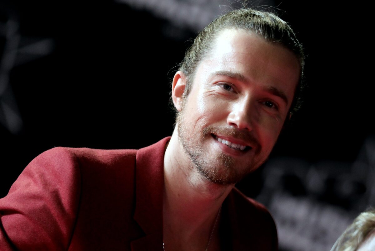 Julien Doré papa : il partage de rares photos de son fils qui a bien grandi