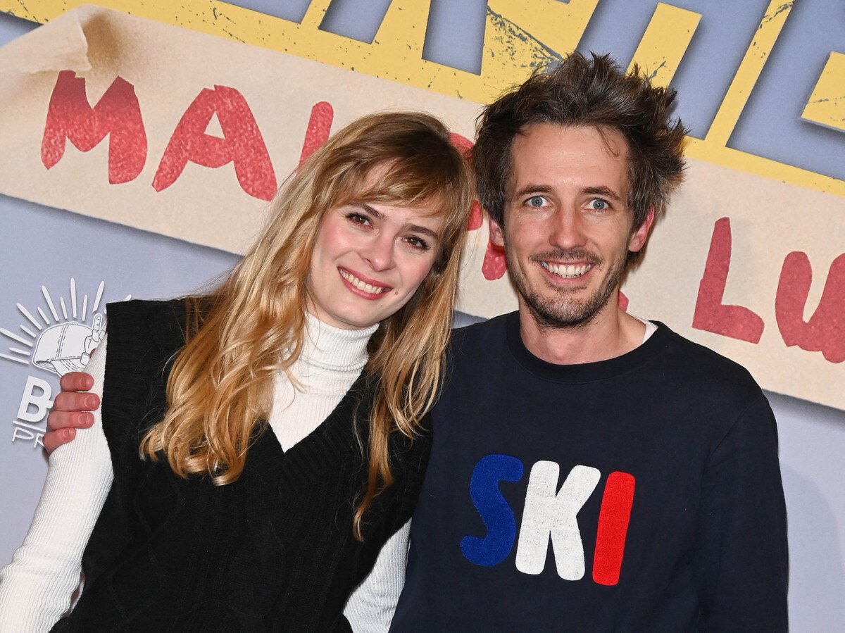 Gus : qui est la chanteuse bien connue qui partage la vie de l’illusionniste ?