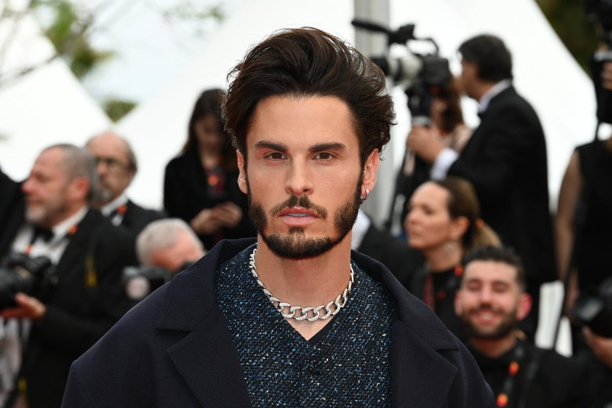 Baptiste Giabiconi papa : il dévoile le visage de son fils âgé d’un mois