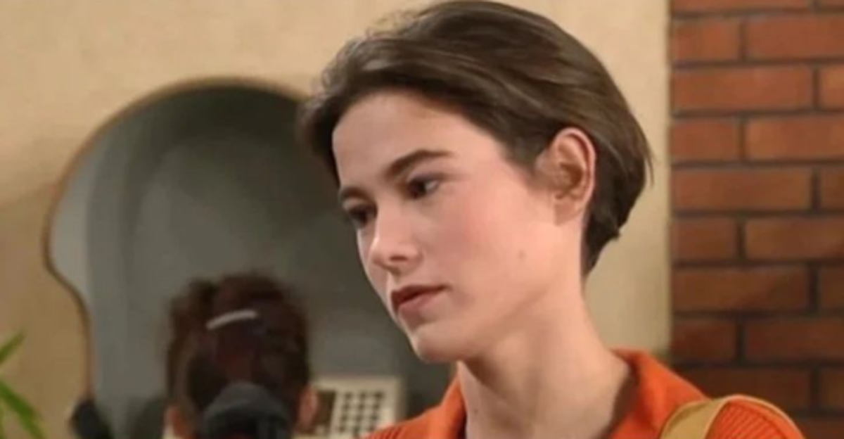 Karine Lollichon : la reconversion inattendue de Nathalie, la méchante d’Hélène et les garçons