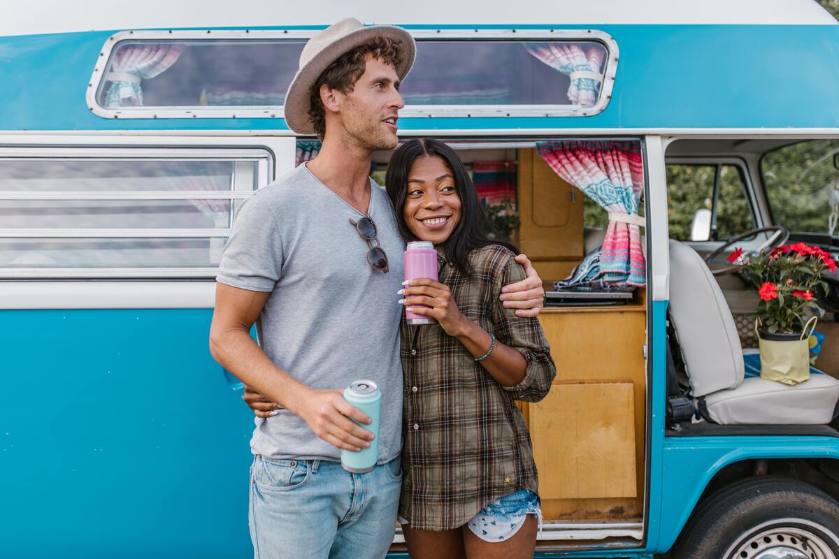 Couples : qu’est-ce-que l’Alphabet Dating ?