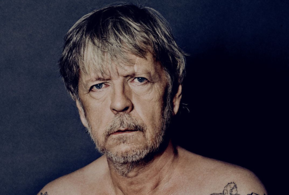 Renaud : ce jour où il a appris un lourd secret d’État