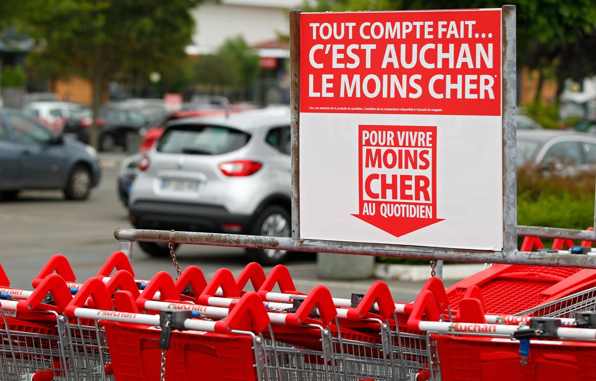 Nord : Un véhicule en fuite cible de tirs policiers sur le parking d’Auchan