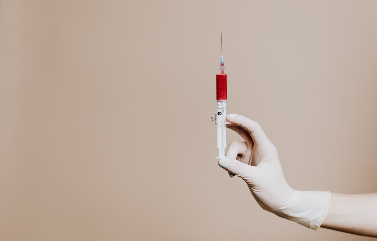 Bouches-du-Rhône : Deux personnes interpellées pour des « piqûres » en concert, six hospitalisations