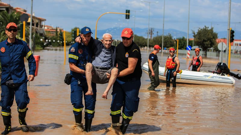 Au moins 15 morts, demande de l’aide de l’UE: quelle situation en Grèce après les inondations?