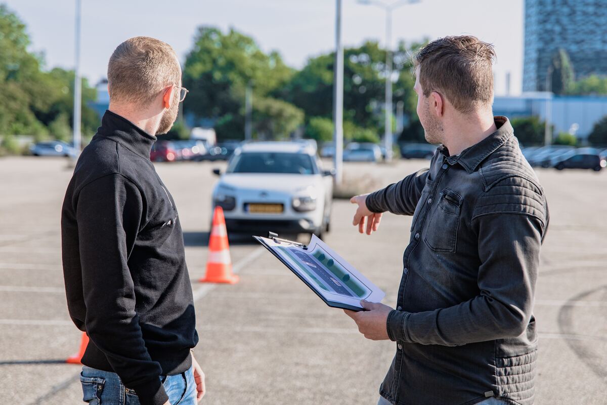 Il rate douze fois son permis de conduire et tente un subterfuge surréaliste pour la treizième