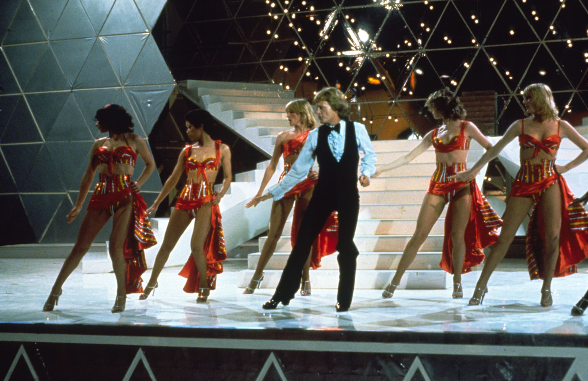 Claude François : pourquoi portait-il tout le temps des Ray-Ban sur les yeux en dehors de la scène ?