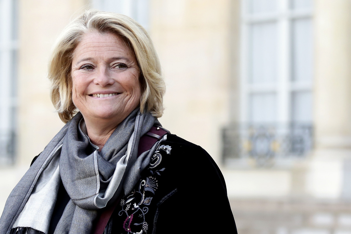 “Ça t’entretient” : cette attention que le compagnon de Marina Carrère d’Encausse a pour elle malgré sa maladie de Charcot