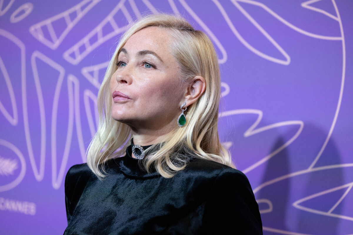 Emmanuelle Béart victime d’inceste : ses propos déroutants sur cet “acte commis sans violence”