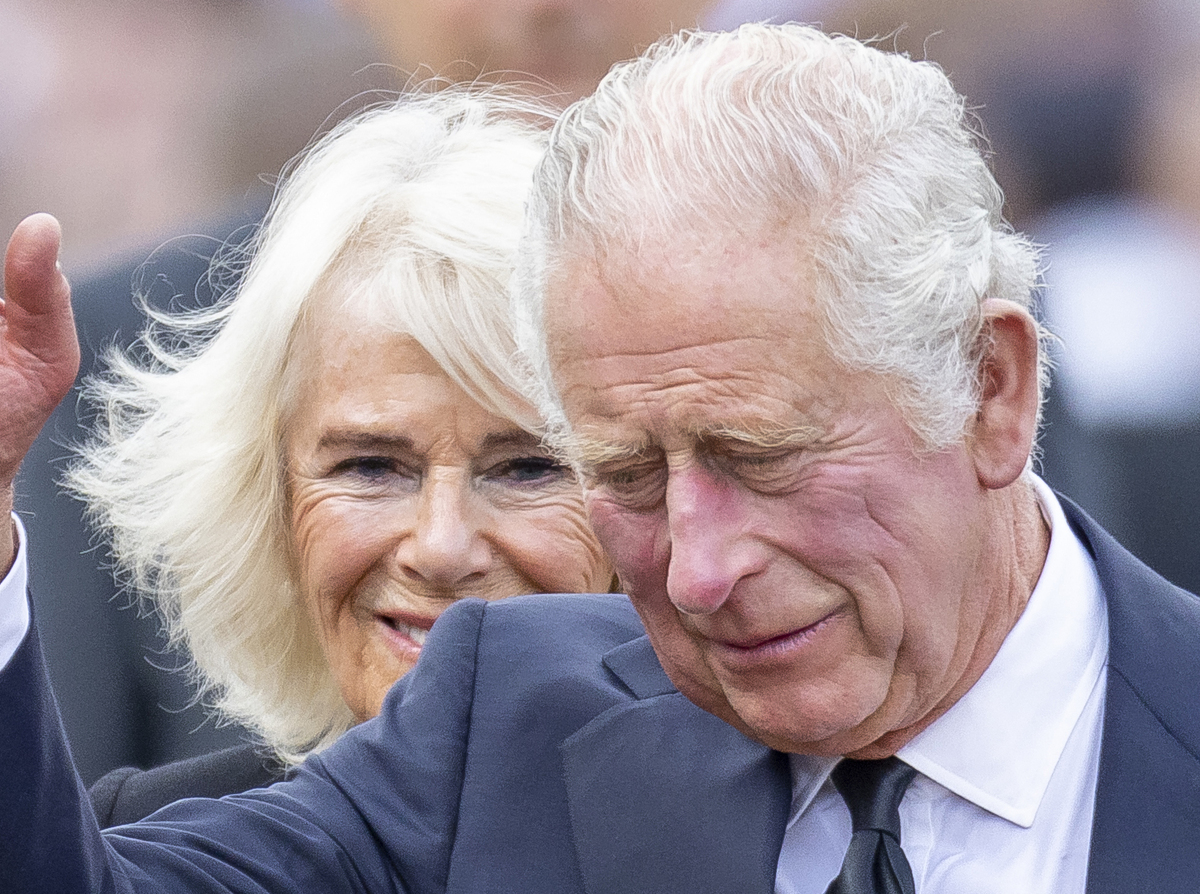 Camilla Parker Bowles : ces cadeaux très prestigieux qu’elle va recevoir de la main d’Emmanuel Macron
