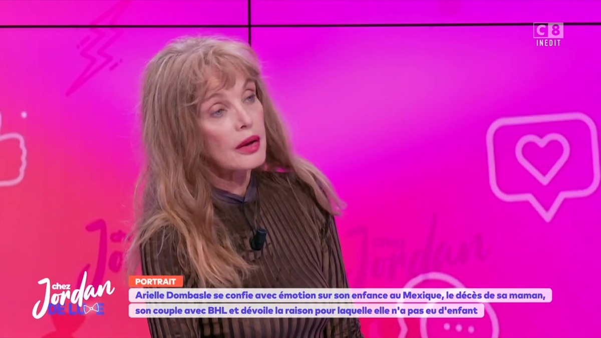 “J’avais peur” : ce sujet que la belle-mère d’Arielle Dombasle lui interdisait catégoriquement d’aborder