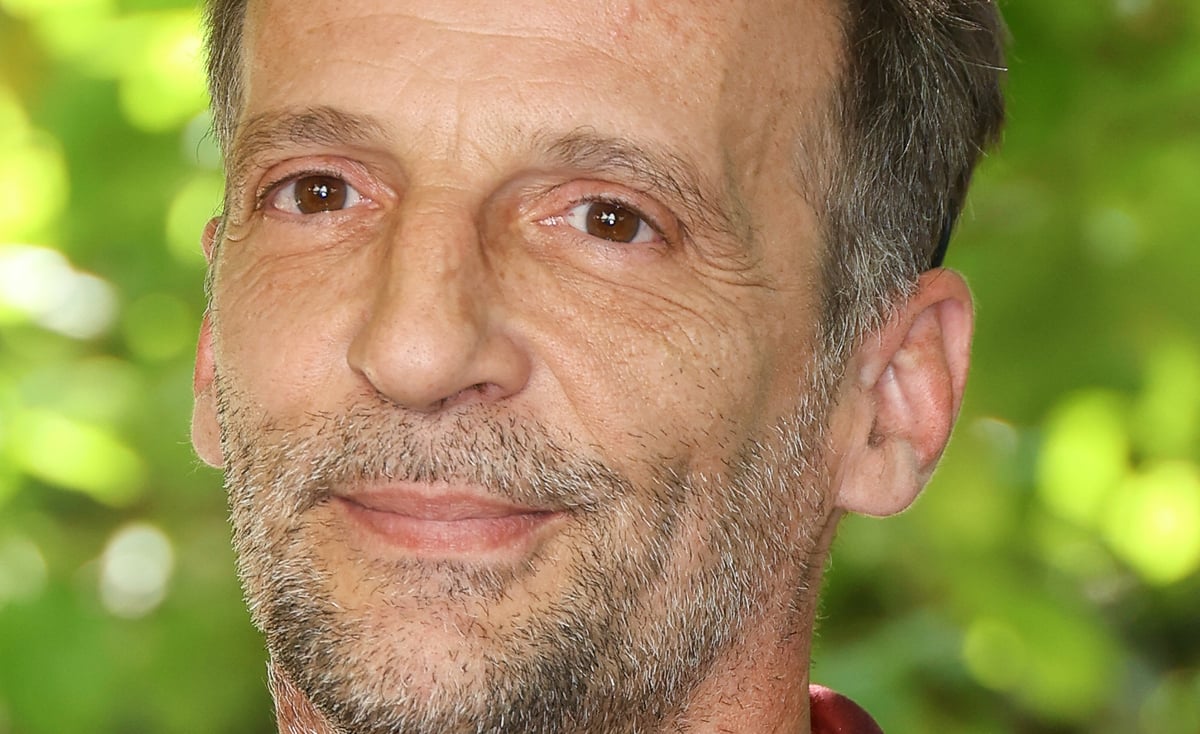 Mathieu Kassovitz victime d’un grave accident : l’acteur dévoile ses impressionnantes blessures (vidéo)