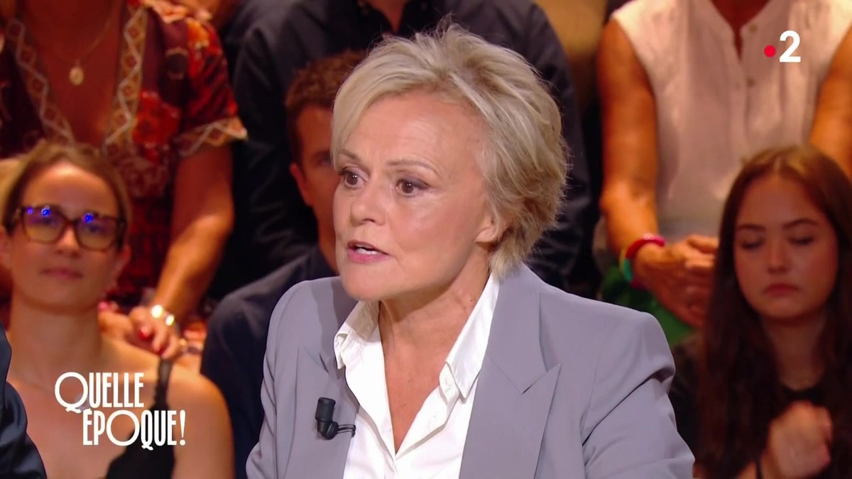 “Je ne fais pas de cinéma car…” : cette réponse de Muriel Robin qui a déconcerté tout le plateau de Quelle époque !