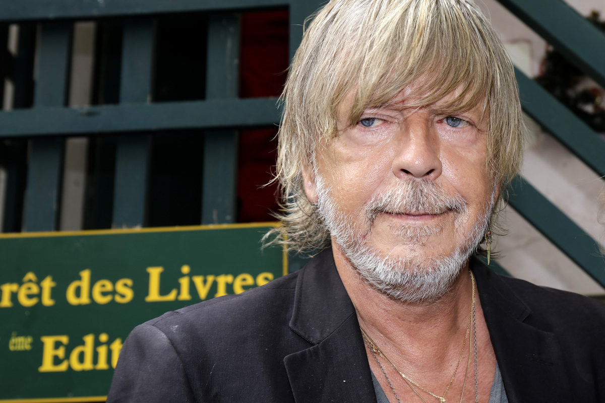 Renaud bientôt papa à 71 ans : il va accueillir son troisième enfant, avec sa compagne Cerise