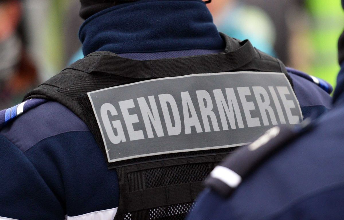 Saint-Brieuc : Un néonazi récidiviste interpellé en possession de tracts antisémites