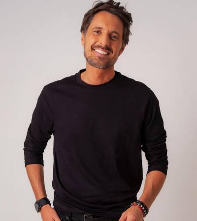 L’animateur Vincent Cerutti mis en examen après avoir mordu les fesses d’une collègue