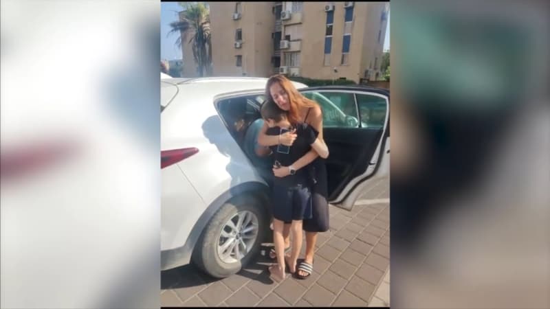“C’est un miracle”: une mère retrouve ses deux enfants rescapés après les attaques du Hamas en Israël