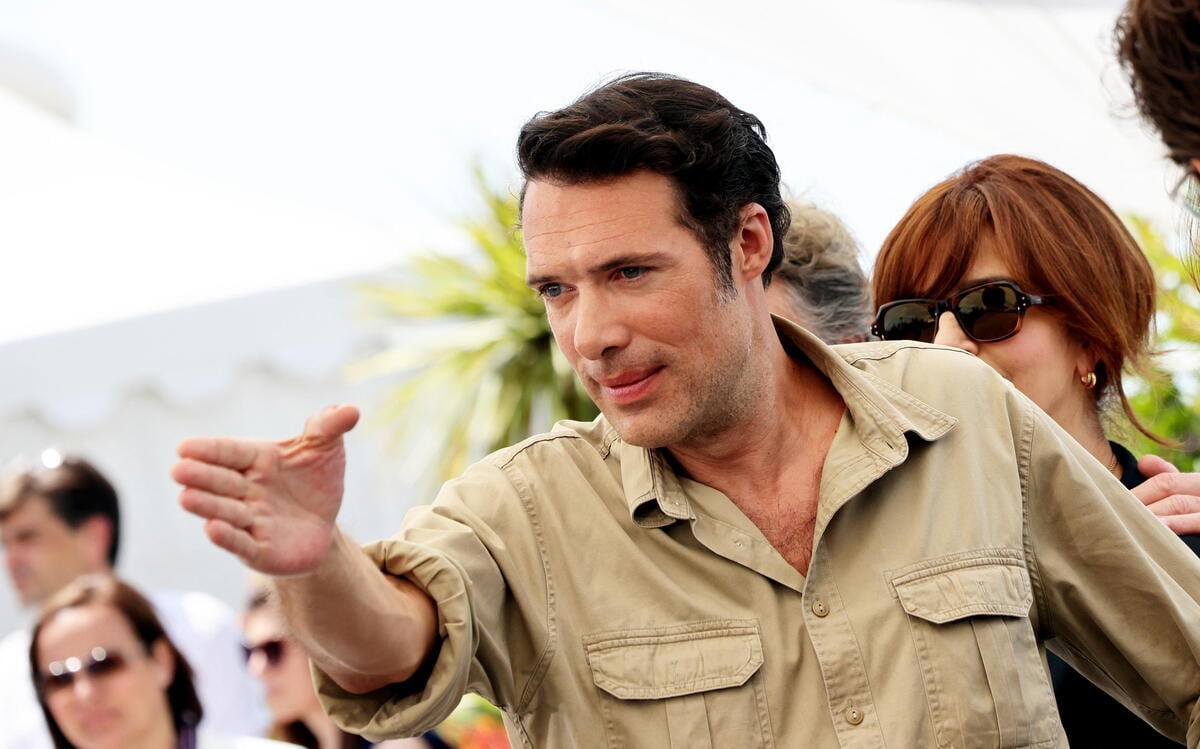 Nicolas Bedos accusé d’agressions sexuelles : “Une silhouette mal en point”, le récit choc de la plaignante