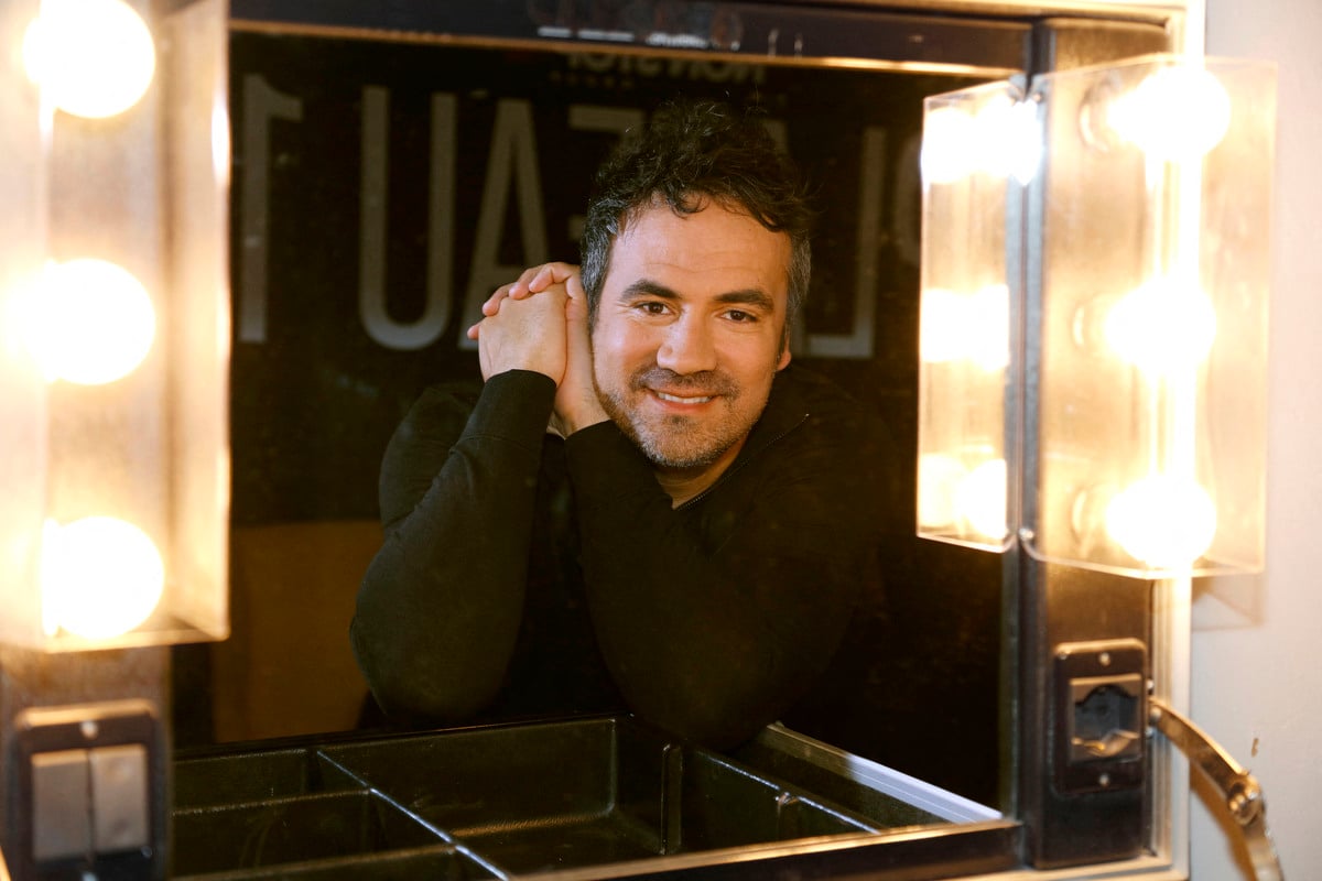 Alex Goude célibataire : pourquoi il a décidé de vivre en voisin de son ex et de son nouveau mari