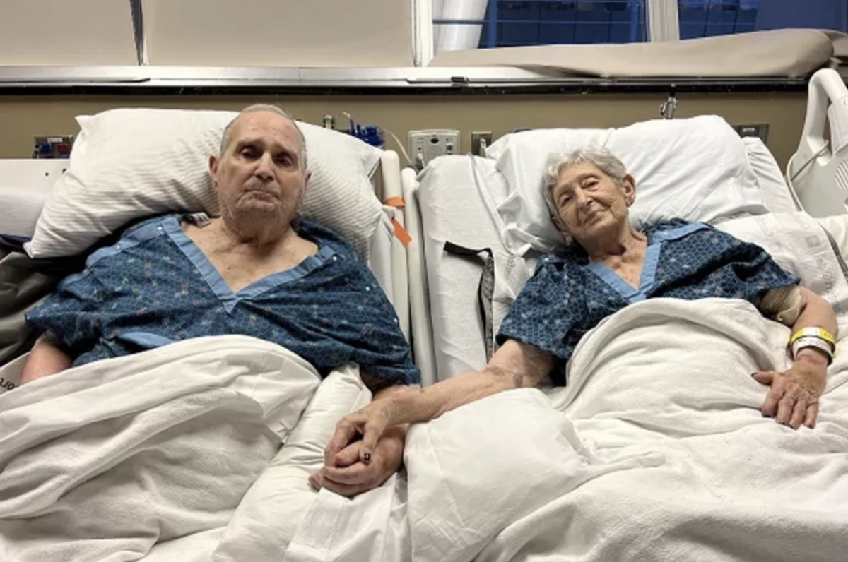 Mariés depuis 69 ans, il vivent leurs derniers instants bouleversants la main dans la main