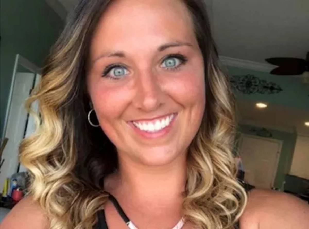 À 35 ans, une maman tombe raide morte après avoir ingurgité quatre bouteilles d’eau en 20 minutes