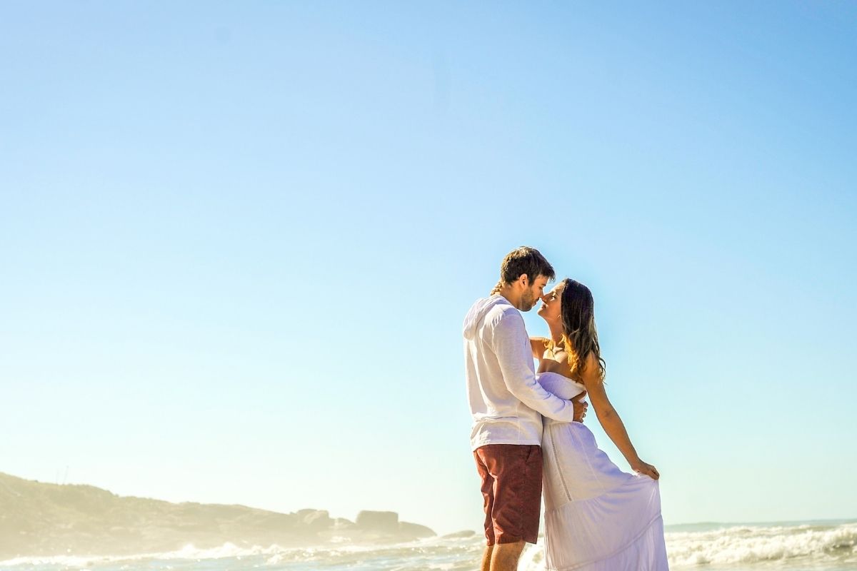 Astrologie 2023 : ce qui attend le signe du Bélier en décembre dans son couple