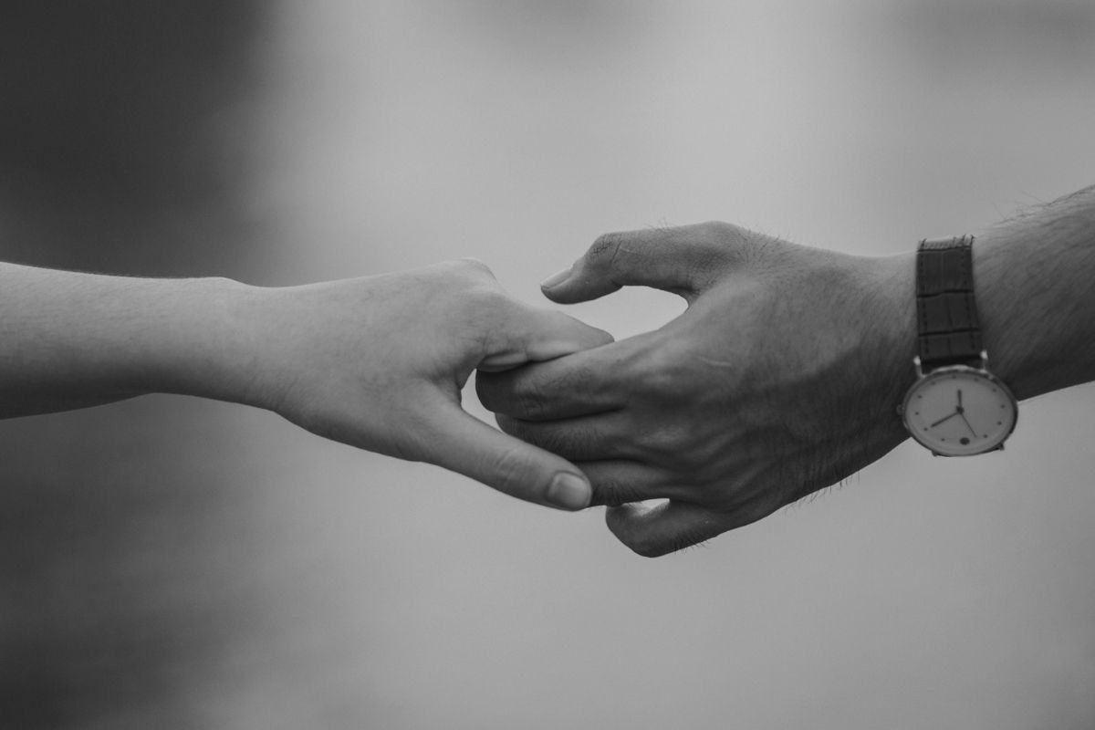 Astrologie 2023 : ce qui attend le signe du Sagittaire en décembre dans son couple