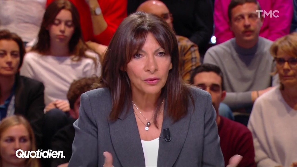 Anne Hidalgo en pleine polémique : Yann Barthès et Jean-Michel Aphatie mettent volontiers les pieds dans le plat