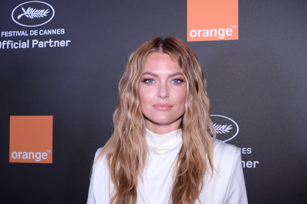 Caroline Receveur : “quelques petites cellules…”, elle reprend le traitement contre son cancer