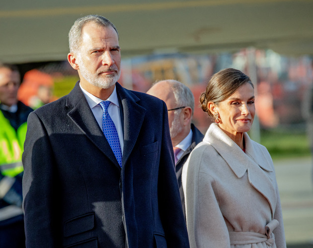 Letizia d’Espagne possessive ? Ce regard noir lancé à son mari Felipe en bonne compagnie qui en dit long