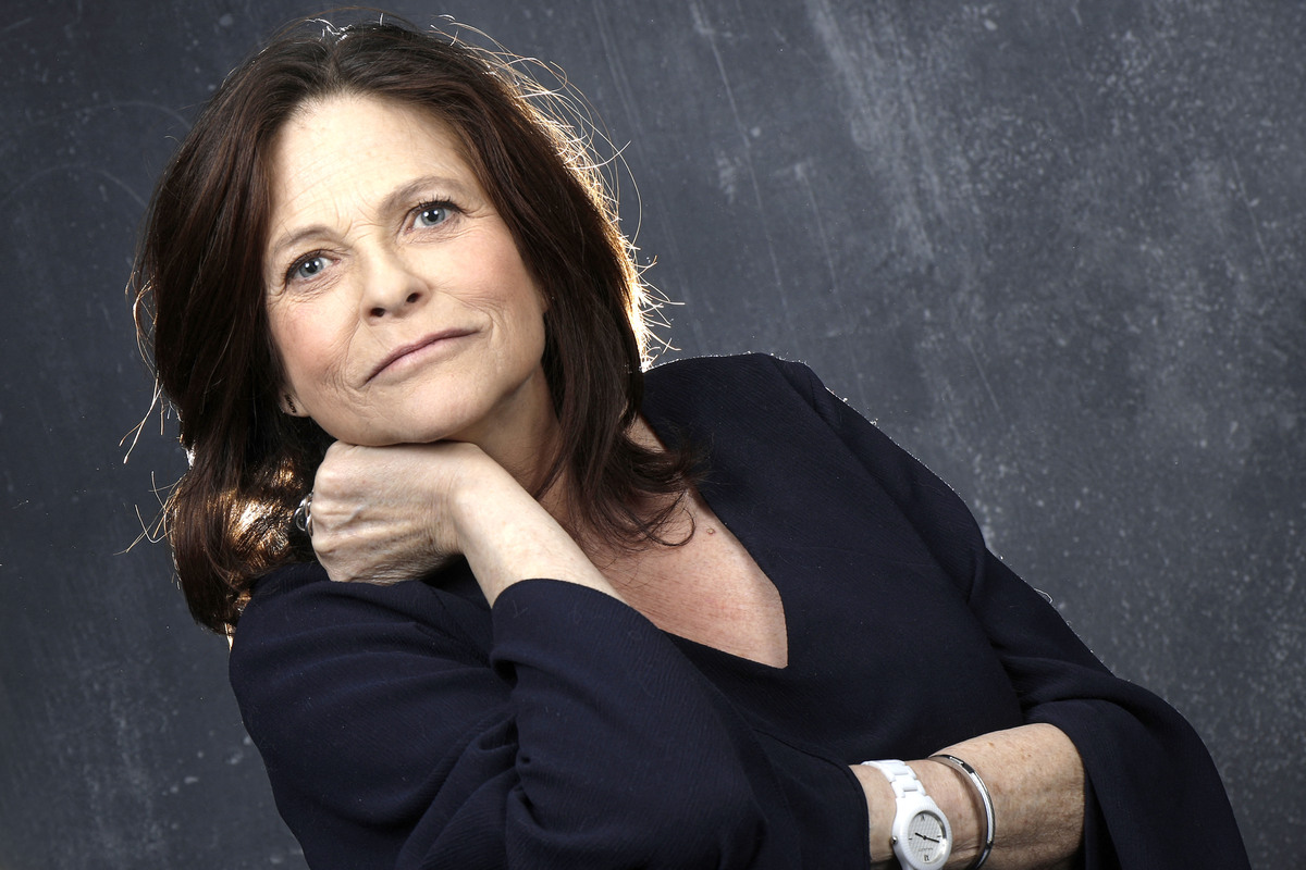 Mort de Charlotte Valandrey : comment vit sa seule fille Tara Lecaisne aujourd’hui ?