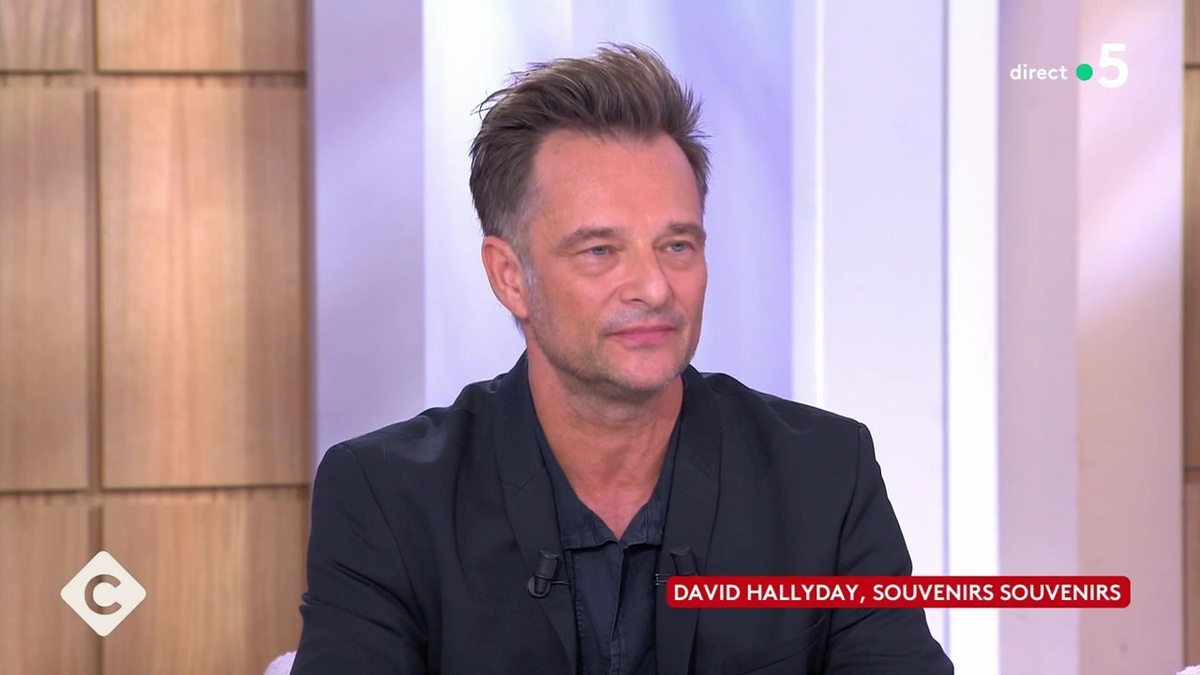 David Hallyday : cet incroyable mensonge que son père Johnny Hallyday lui a longtemps fait croire