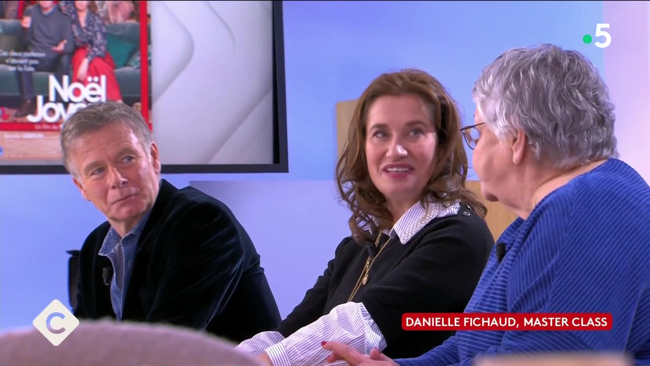 Patrick Cohen : un détail sensible de sa vie sentimentale de révélé dans C à vous, il ne laisse pas passer