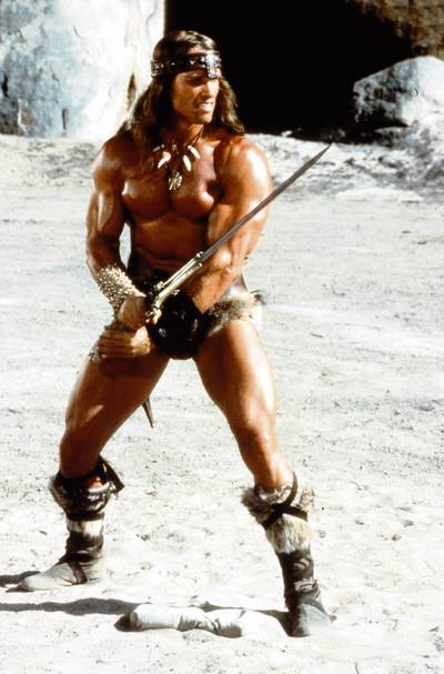 Arnold Schwarzenegger raconte avoir mordu dans un vautour mort sur le tournage de “Conan le Barbare”