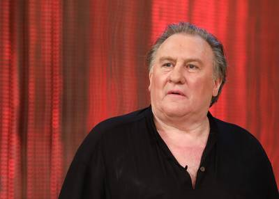 “Nous ne pouvons plus rester muets”: près de 60 artistes dénoncent un “lynchage” de Gérard Depardieu