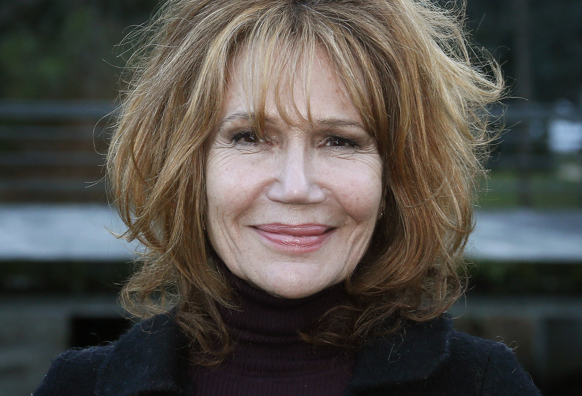 “Important d’avoir des hommes comme lui” : Clémentine Célarié dithyrambique sur un célèbre partenaire de jeu très clivant