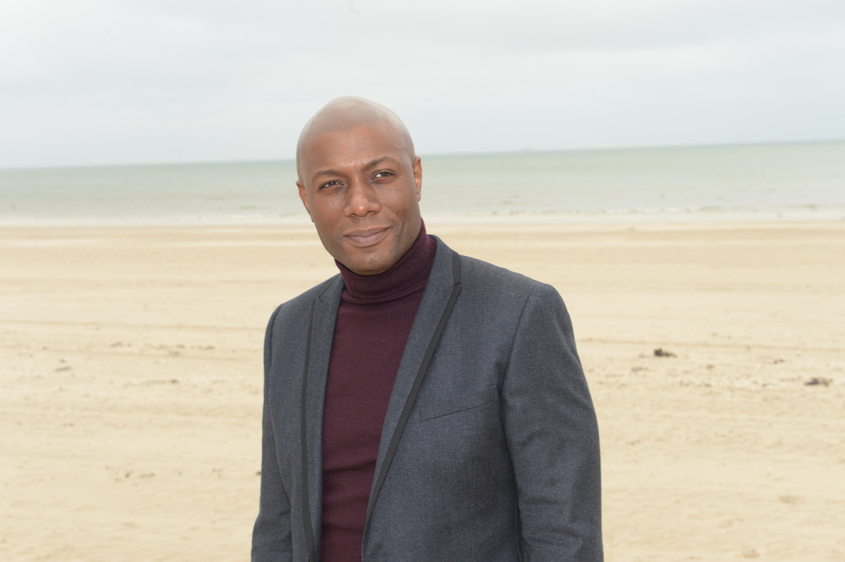 INTERVIEW. Harry Roselmack : “Se demander qui l'on est nous éloigne des autres ! A l'inverse, s'interroger sur ce que l'on est fait lien”