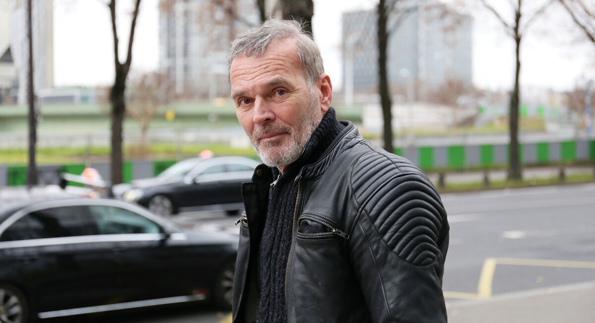 “Une fermette en…” : Laurent Baffie détaille ses nombreuses et onéreuses opérations de chirurgie esthétique