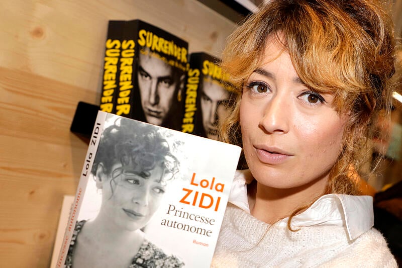 Yves Rénier : sa fille Lola Zidi maman pour la deuxième fois