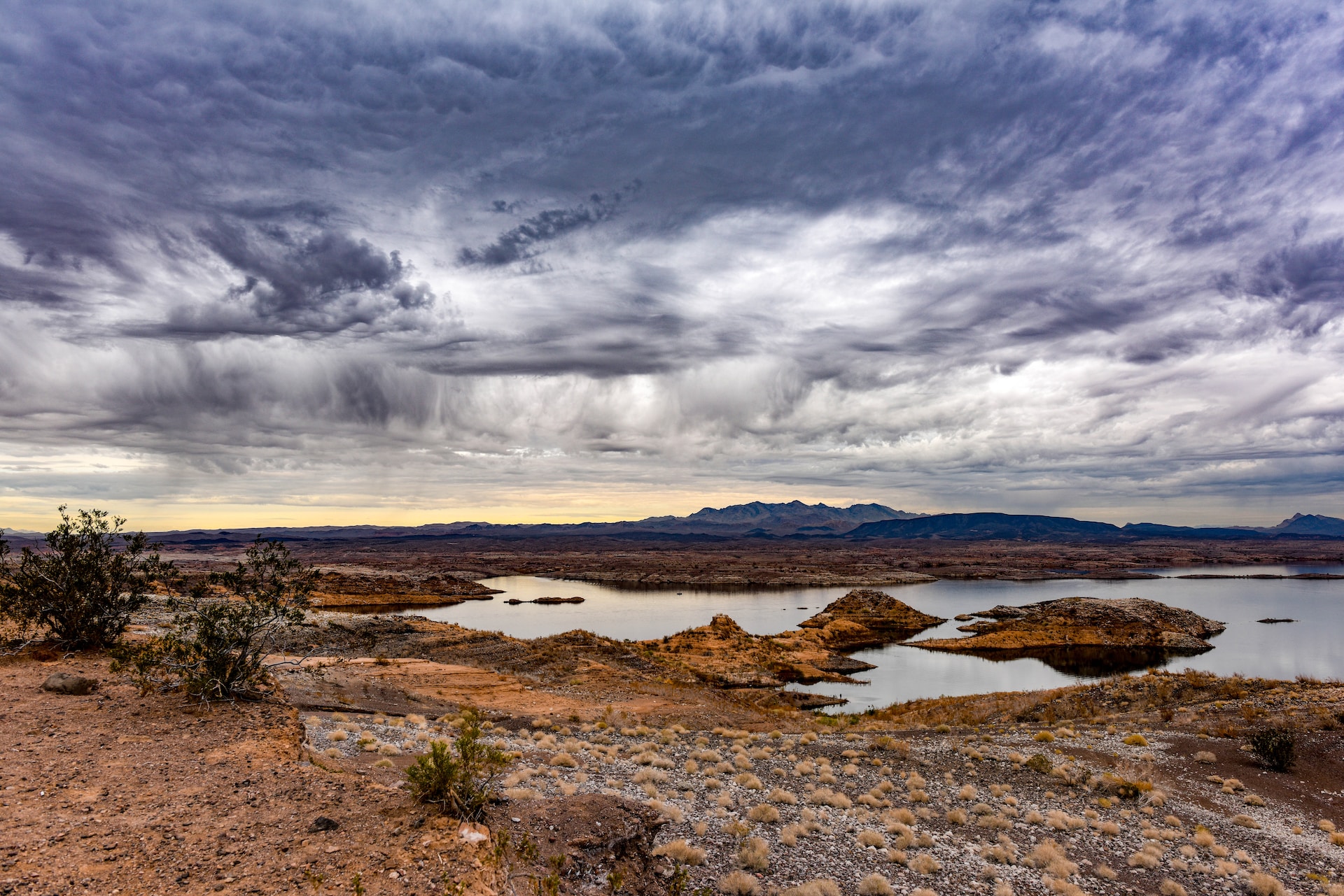 Cadavre retrouvé dans un tonneau dans le lac Mead : cette révélation du FBI qui peut chambouler l’enquête