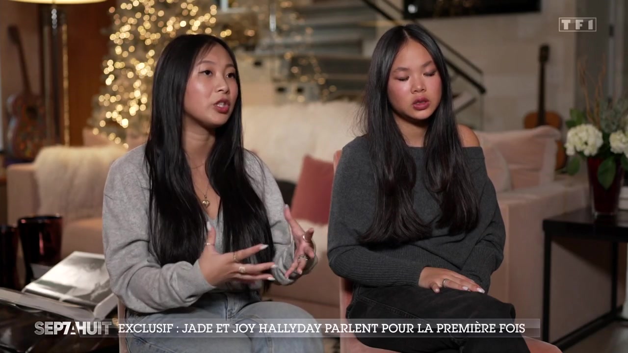 Johnny Hallyday : Jade, Joy, David et Laura se sont-ils revus depuis son enterrement ? Ses filles répondent